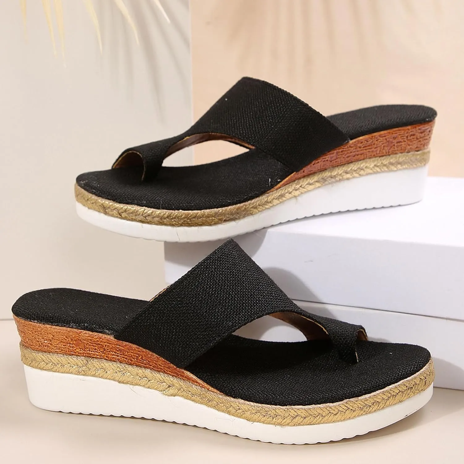 Beach Sandals for Woman Casual Summer Flip Flops Clip Toe Flat Sandal White Platform Hiking Workout Shoes