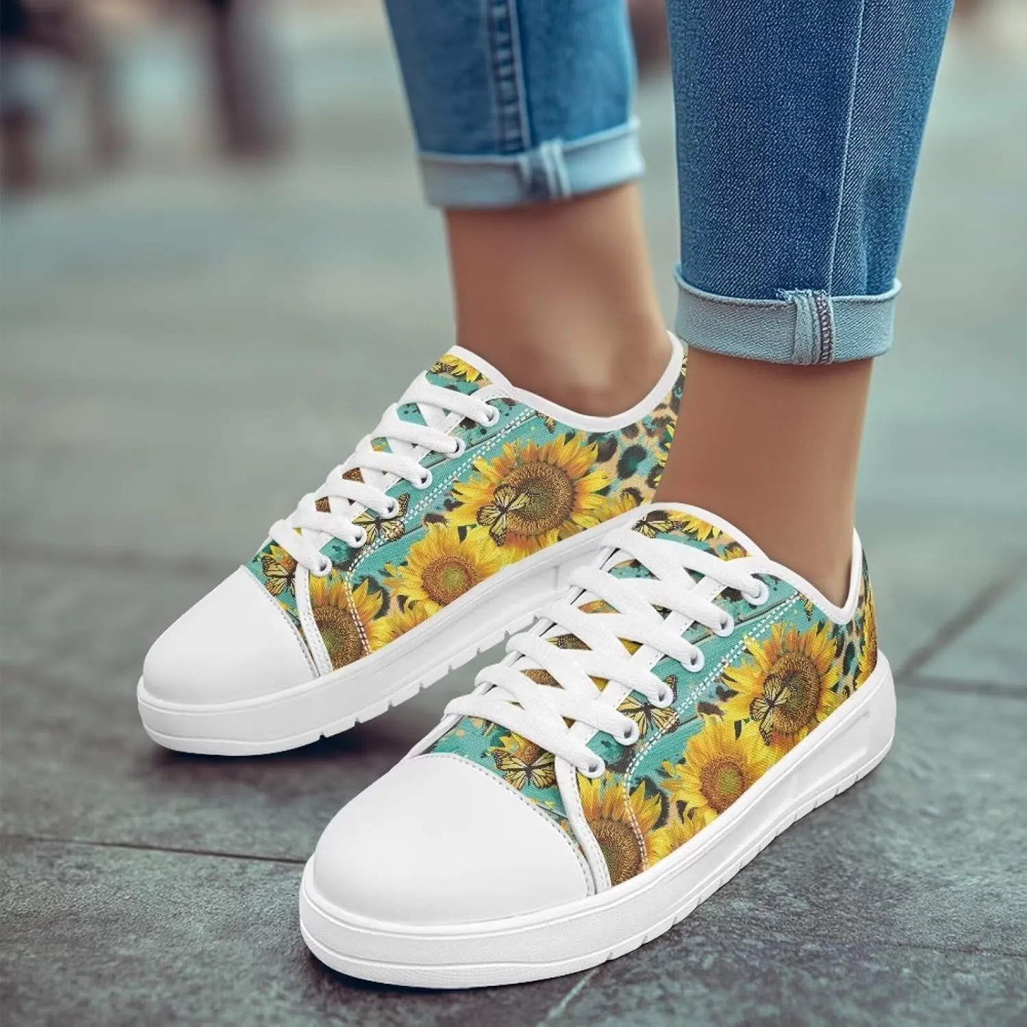 Canvas Shoes for Women Low Top Lace Up Tennis Shoes Girls Fashion Comfortable Sneakers Classic Casual Sneakers