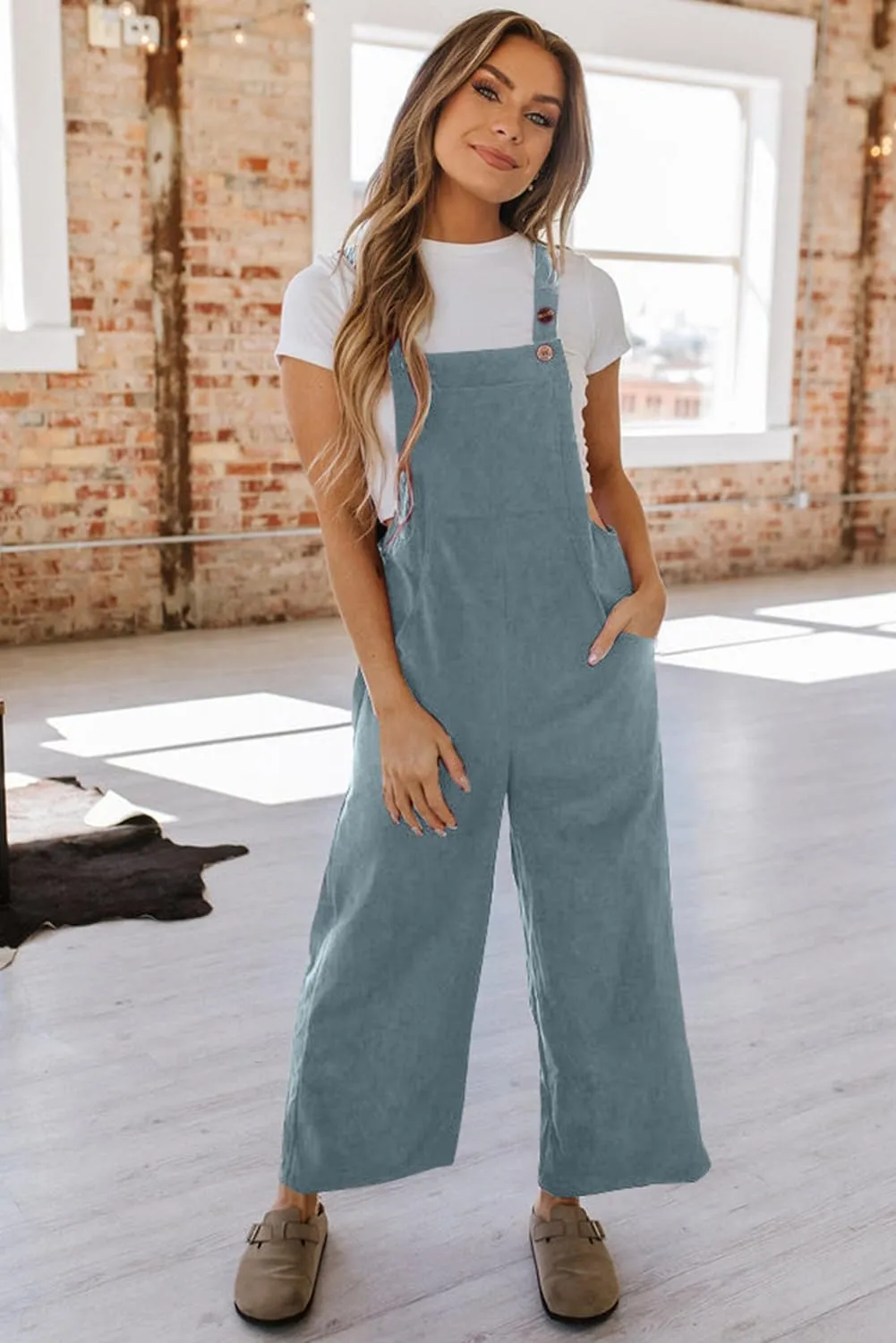 Happy Sailed Women Corduroy Overalls Casual Loose Sleeveless Adjustable Strap Wide Leg Jumpsuits with Pockets