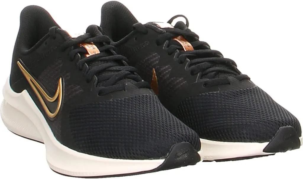 NIKE Women's Sports Flats, 10.5 US