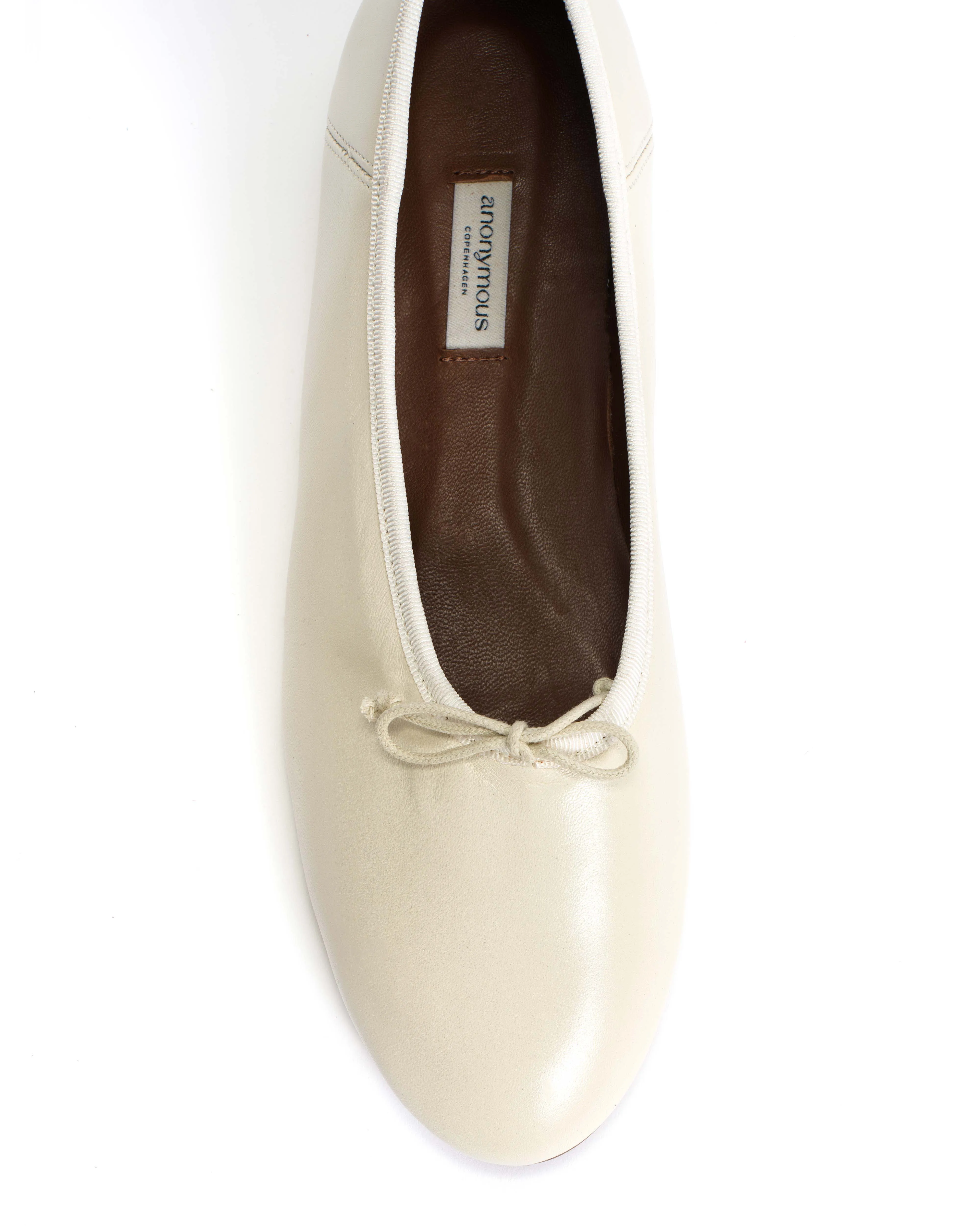 Sacha Shiny lamb White sand