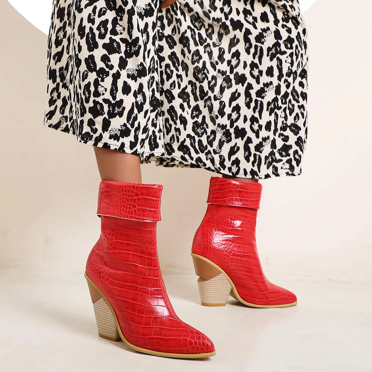 Women Fashion Chunky Wedge Heel Pull On Ankle Boots Comfy Concise Snakeskin Pointed Toe High Heels Short Booties