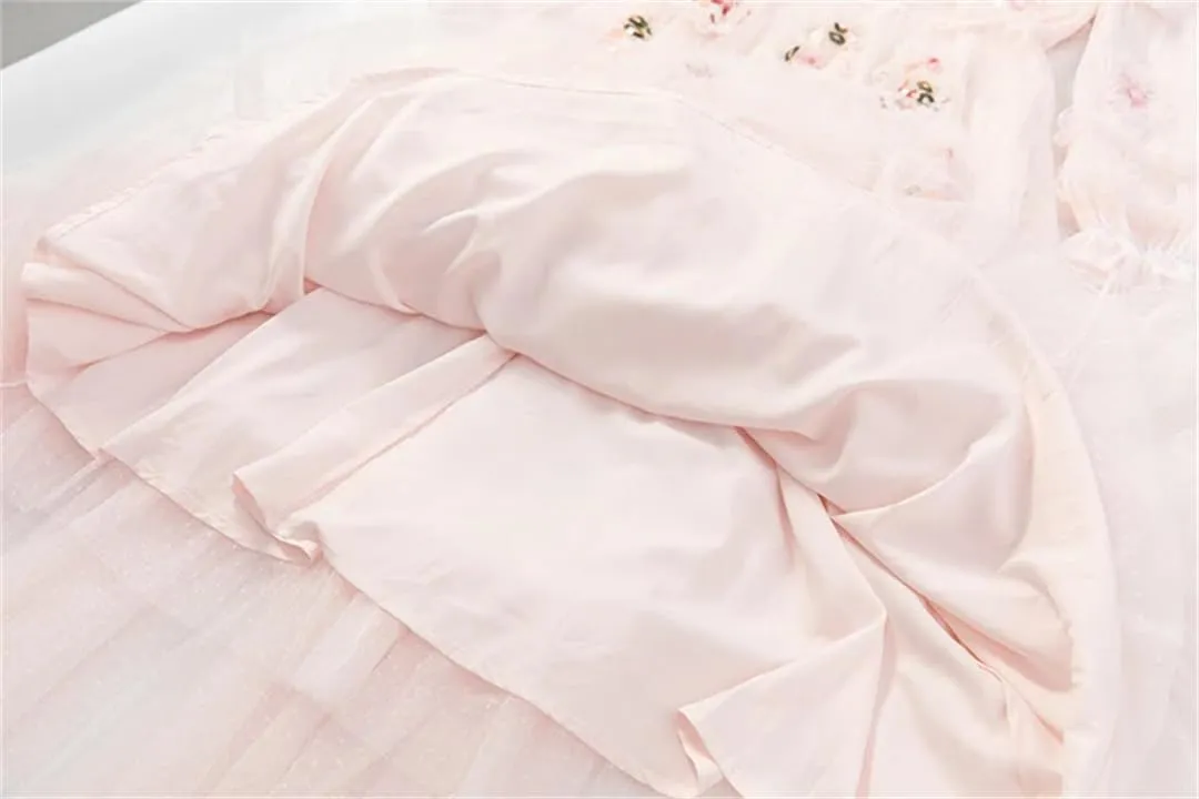 Women Tulle Dress Vintage Net Yarn Polka Dot Embroidery Appliques Sequins Dress Maxi A-Line