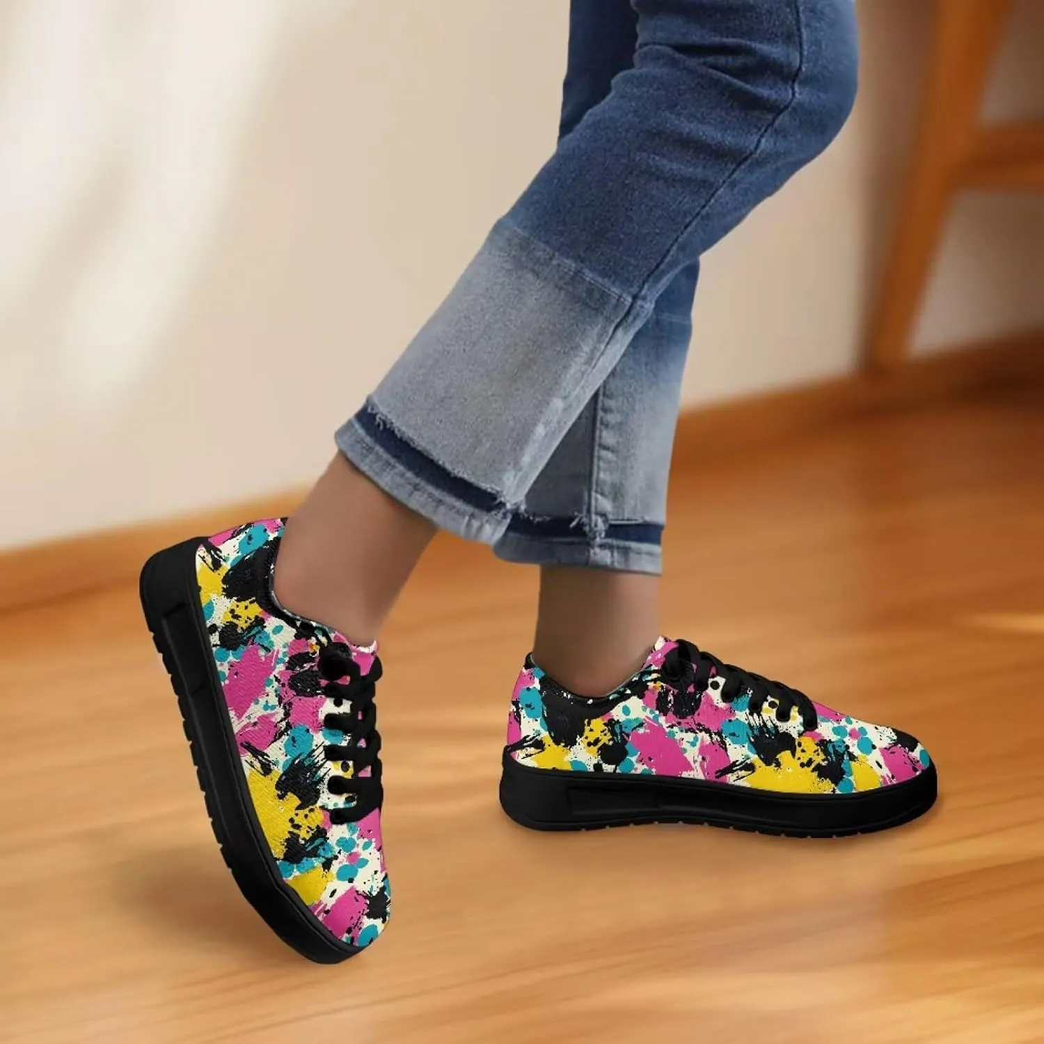 Women's Canvas Sneakers Mesh Lace Up Low Top Sneakers Lightweight Breathable Canvas Tennis Shoes Ladies Running Shoes