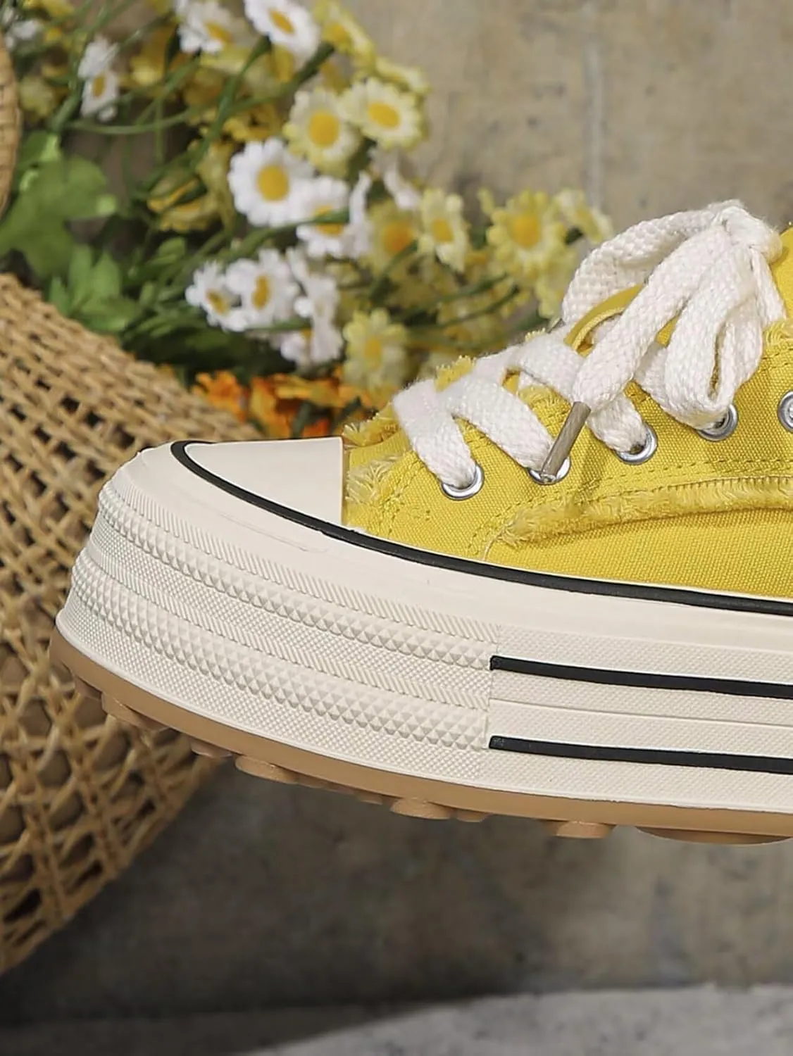 Women's Platform Sneakers 1.97 Inches Height Increase-Thick Rubber Gum Sole Low Top Non-Slip Fashion Walking Shoes for Women and Teen Girls，Multiple Colors Trendy Comfortable Shoes