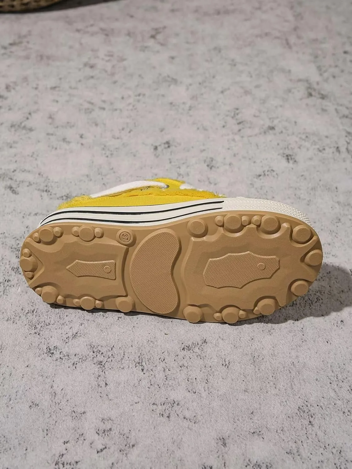 Women's Platform Sneakers 1.97 Inches Height Increase-Thick Rubber Gum Sole Low Top Non-Slip Fashion Walking Shoes for Women and Teen Girls，Multiple Colors Trendy Comfortable Shoes