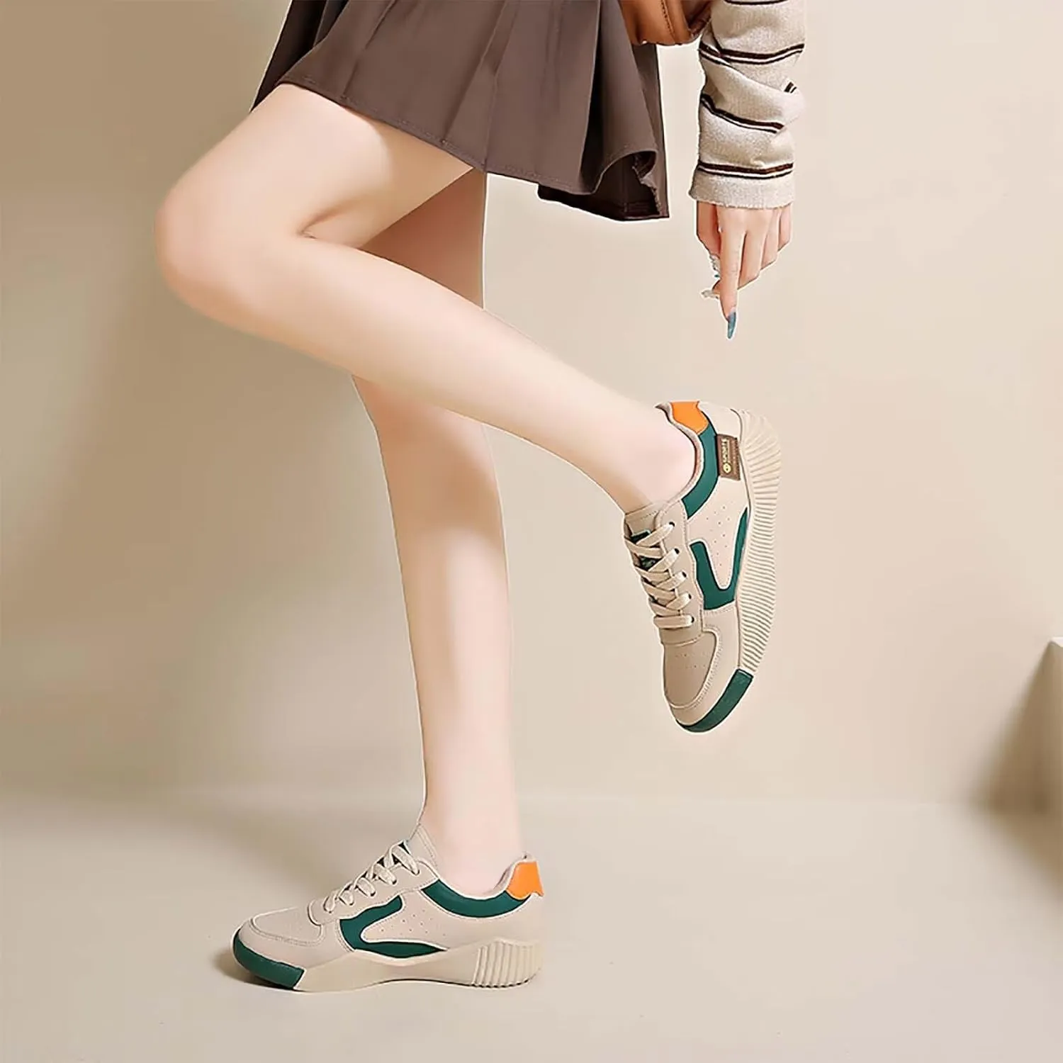 Women's Walking Casual Shoes Comfort Fashion Sneakers for Women Soft Out-Sole