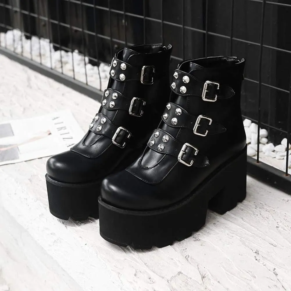 YIYA Women's Black Goth Platform Ankle Boots with Bat Wing Buckles Chunky Block Heels Round Toe Zipper Punk Motorcycle Combat Boots Comfy Short Gothic Booties